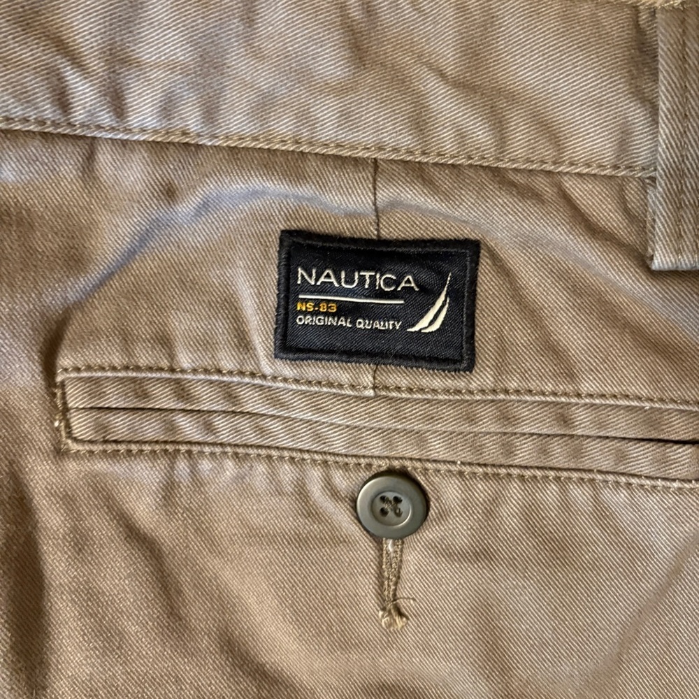 Nautica Men’s Rigger Greige Khaki Shorts Size 34W 100% COTTON - Picture 3 of 6